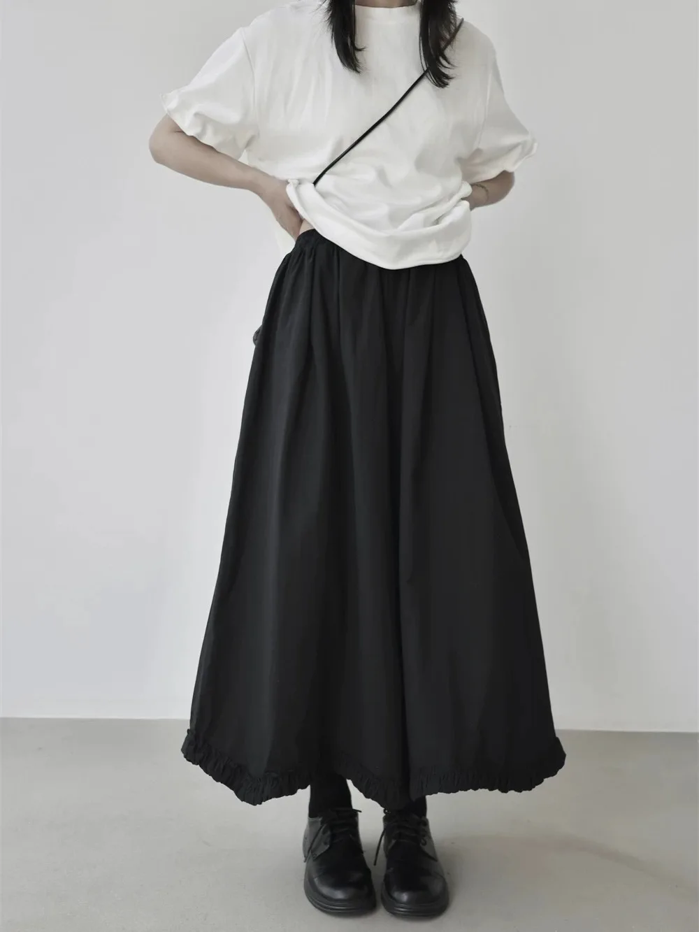 Dark Design Sense Women's High Waist Wide Leg Casual Pants Skirt Stylish Loose Slimming A-Line Skirt Comfortable Cotton Blend
Dark Design Sense Women's High Waist Wide Leg Casual Pants Skirt Stylish Loose Slimming A-Line Skirt Comfortable Cotton Blend