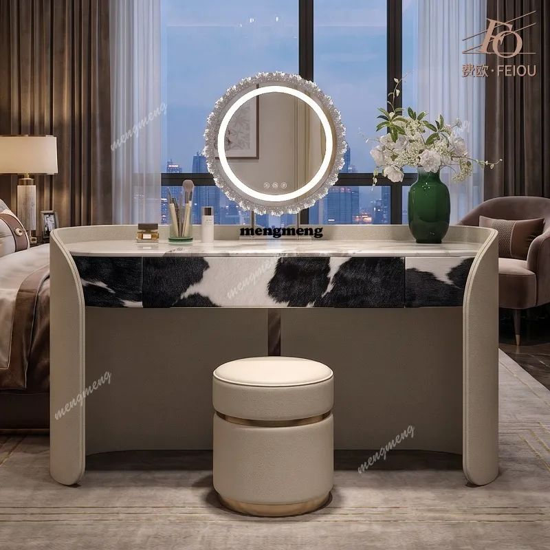Light luxury makeup table large flat mansion custom Italian high-grade cow fur marble master bedroom dresser
Light luxury makeup table large flat mansion custom Italian high-grade cow fur marble master bedroom dresser