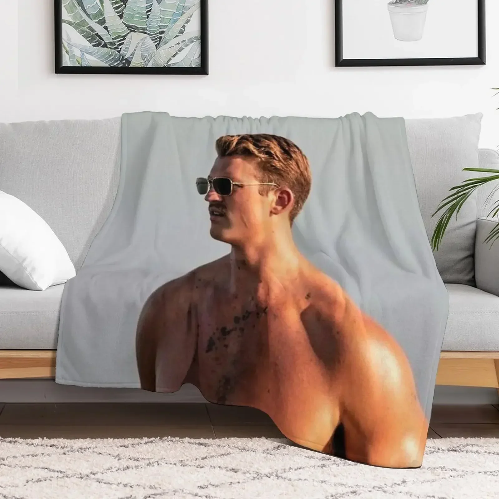 Miles Throw Blanket Quilt Blankets For Sofas anime bed plaid Blankets Decorative Beds Soft Beautifuls Moving Blankets
Miles Throw Blanket Quilt Blankets For Sofas anime bed plaid Blankets Decorative Beds Soft Beautifuls Moving Blankets