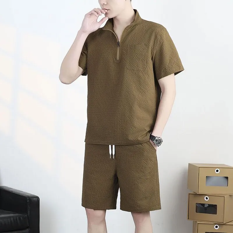 Summer New Fashion Trend Sports Breathable Short Sleeve Shorts Set Men's Solid Color Loose Size High Quality Two-Piece Set L-5XL
Summer New Fashion Trend Sports Breathable Short Sleeve Shorts Set Men's Solid Color Loose Size High Quality Two-Piece Set L-5XL