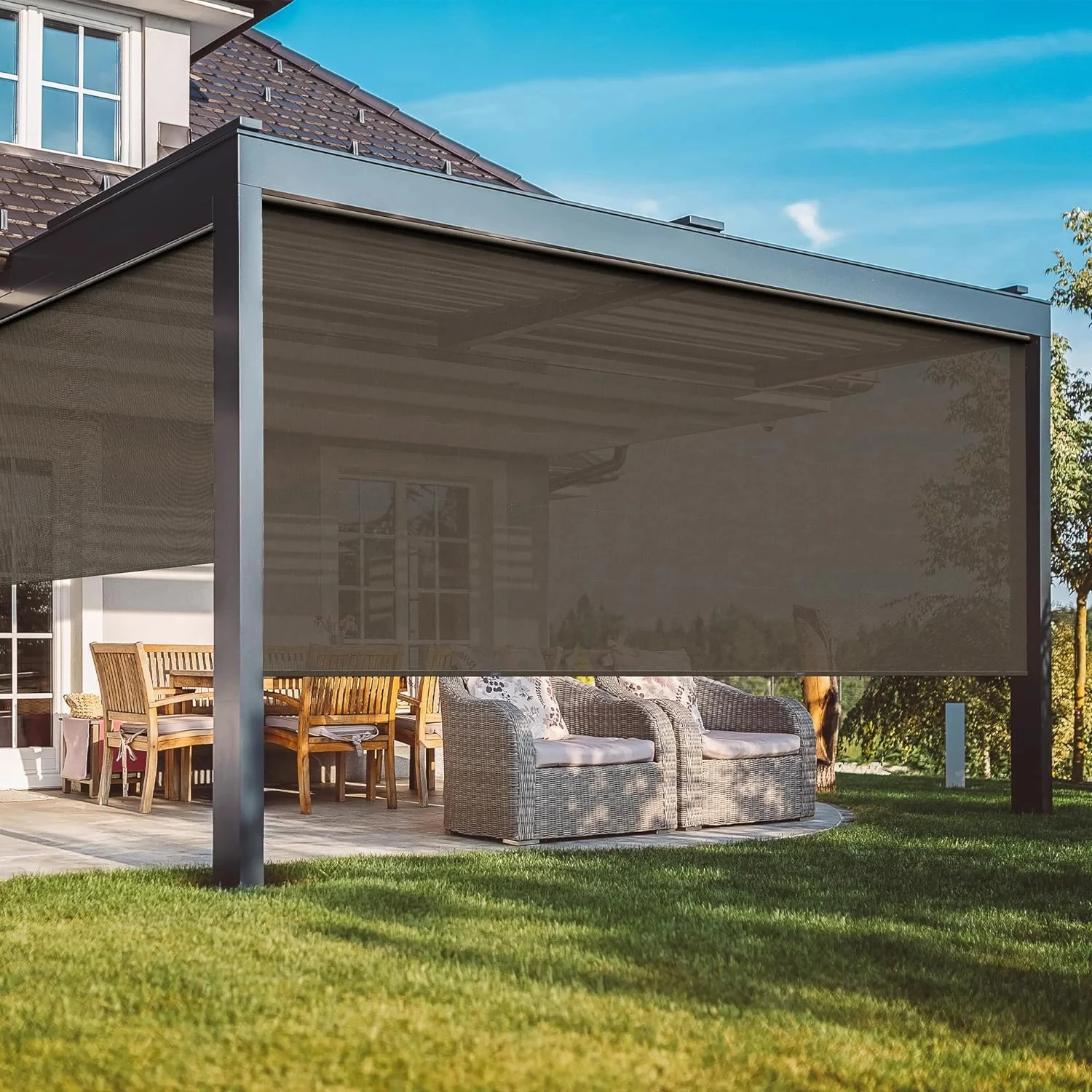 Modern Motorized WiFi Manual Outdoor Fabric Retractable Roller Blind Shade Zip Track Solar Screen for Gazebo Porch Patio
Modern Motorized WiFi Manual Outdoor Fabric Retractable Roller Blind Shade Zip Track Solar Screen for Gazebo Porch Patio