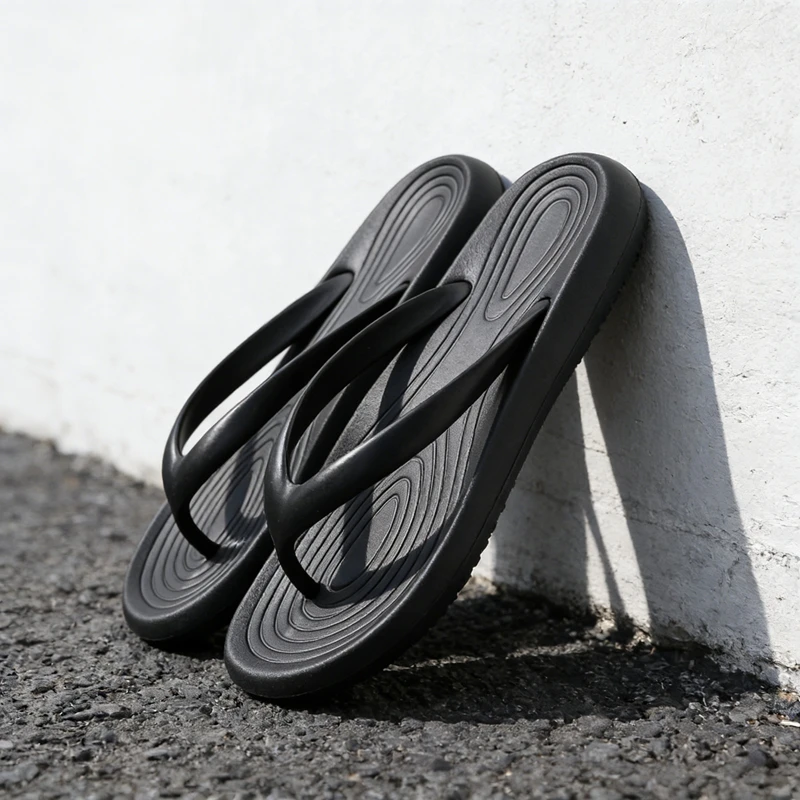 Non Slip Beach Men Flip Flops Ergonomic Footbed Elastic Soft Sole Breathable Lightweight Clip Toe Slippers For Travel Leisure
Non Slip Beach Men Flip Flops Ergonomic Footbed Elastic Soft Sole Breathable Lightweight Clip Toe Slippers For Travel Leisure