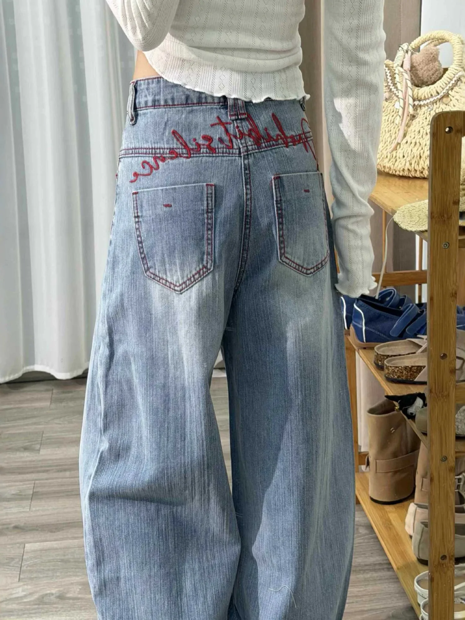 Women's Baggy Jeans Y2K Wide Leg Denim Pants Vintage Washed High Waisted Loose Trousers Red Stitching Streetwear 90s Aesthetic
Women's Baggy Jeans Y2K Wide Leg Denim Pants Vintage Washed High Waisted Loose Trousers Red Stitching Streetwear 90s Aesthetic