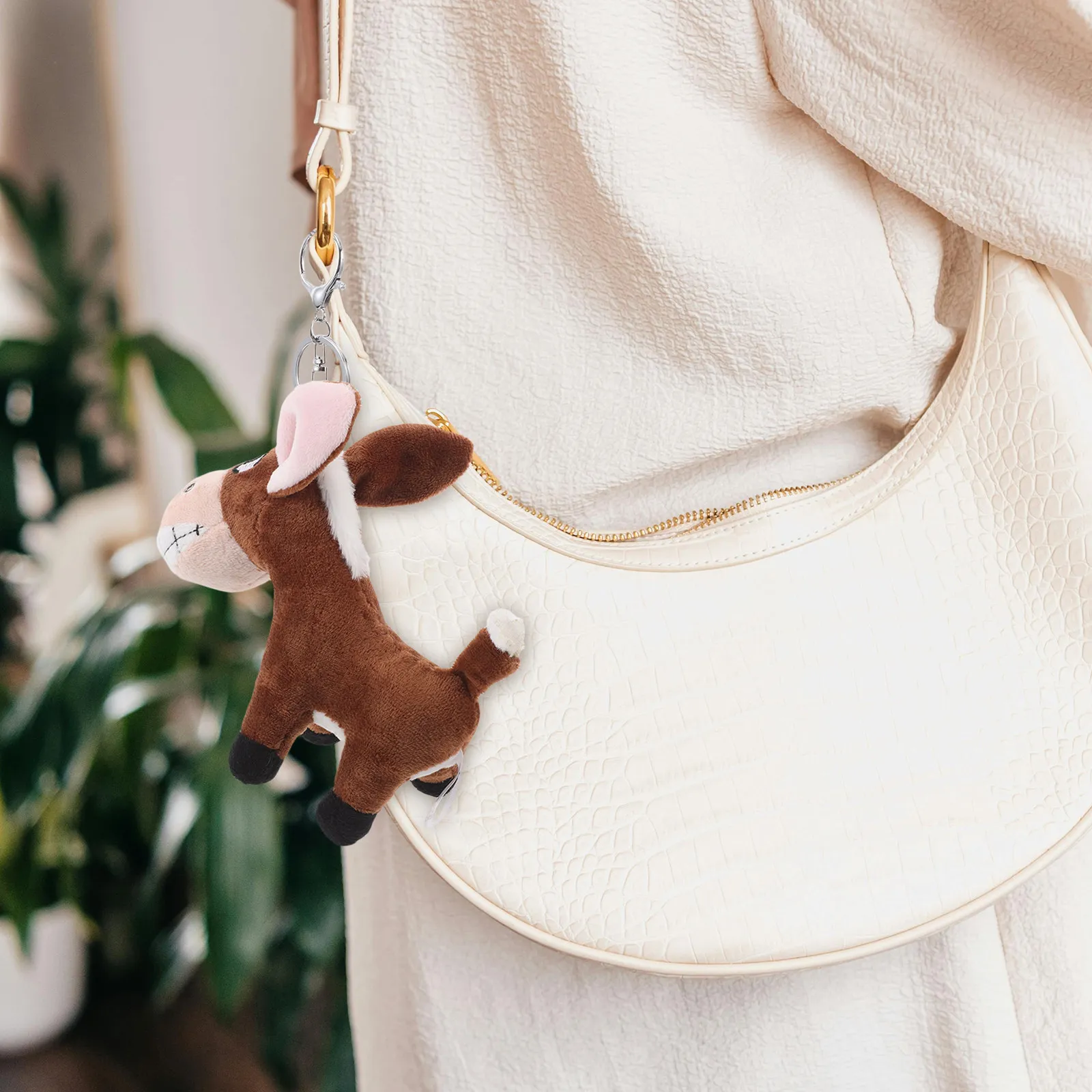 Donkey Keychain Creative Soft PP Cotton 13cm Mini Stuffed Animal Keyring Cute Bag Charm Pendant Gift Party Favor
Donkey Keychain Creative Soft PP Cotton 13cm Mini Stuffed Animal Keyring Cute Bag Charm Pendant Gift Party Favor