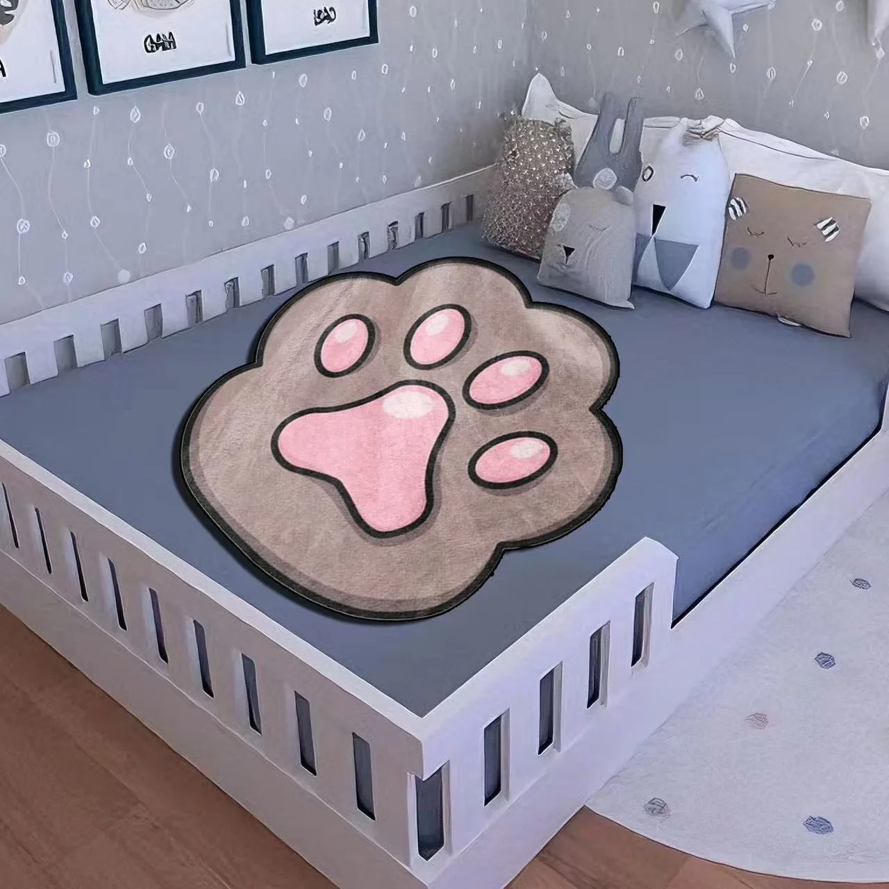 Cartoon special-shaped small blanket, bed blanket, sofa blanket, universal fun special-shaped pattern in all seasons
Cartoon special-shaped small blanket, bed blanket, sofa blanket, universal fun special-shaped pattern in all seasons