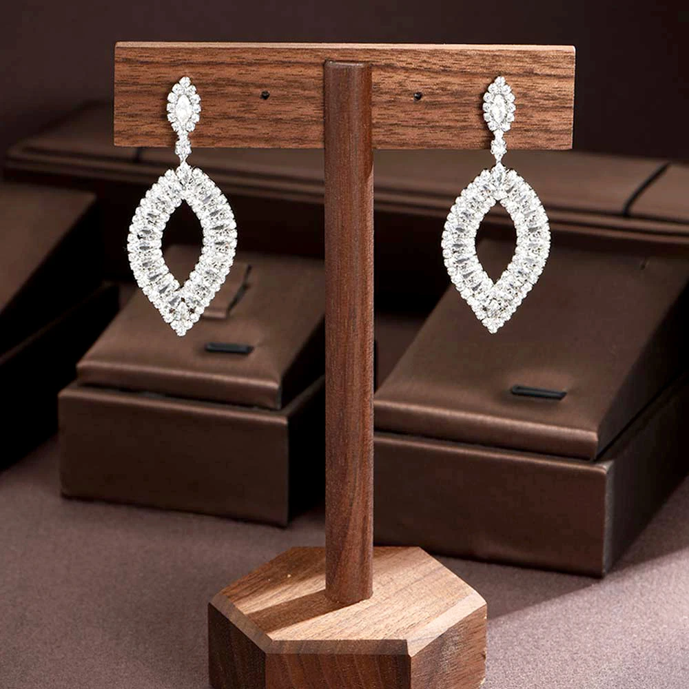 HIBRIDE Simple Sweet Earrings CZ Zirconium Jewellery Set Romantic Women Bridal Versatile Various Occasions Party Accessories E63
HIBRIDE Simple Sweet Earrings CZ Zirconium Jewellery Set Romantic Women Bridal Versatile Various Occasions Party Accessories E63