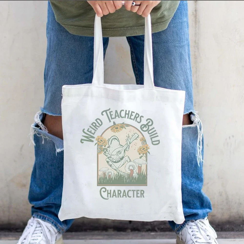 Strange teachers shape personality, science teachers tote bags, art teachers carry sail bags, music teachers shoulder bags
Strange teachers shape personality, science teachers tote bags, art teachers carry sail bags, music teachers shoulder bags