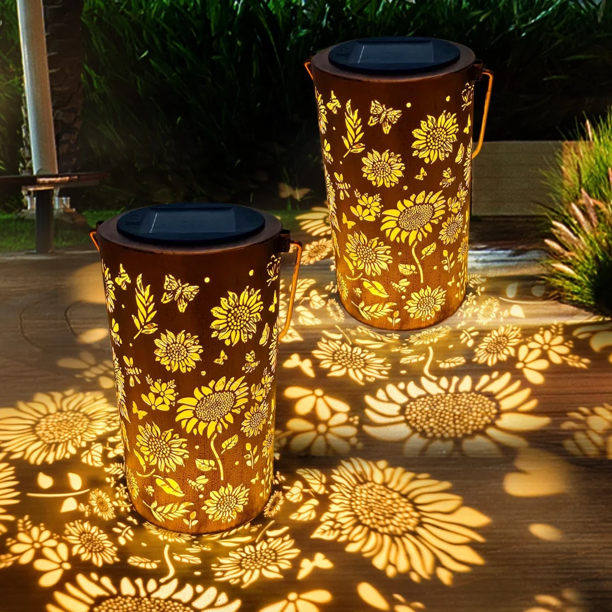 1/2PCS Solar Lawn Lights Sunflower Solar Garden Lantern Outdoor Waterproof Hanging Solar Light for Yard Lawn Path Balcony Decor
1/2PCS Solar Lawn Lights Sunflower Solar Garden Lantern Outdoor Waterproof Hanging Solar Light for Yard Lawn Path Balcony Decor
