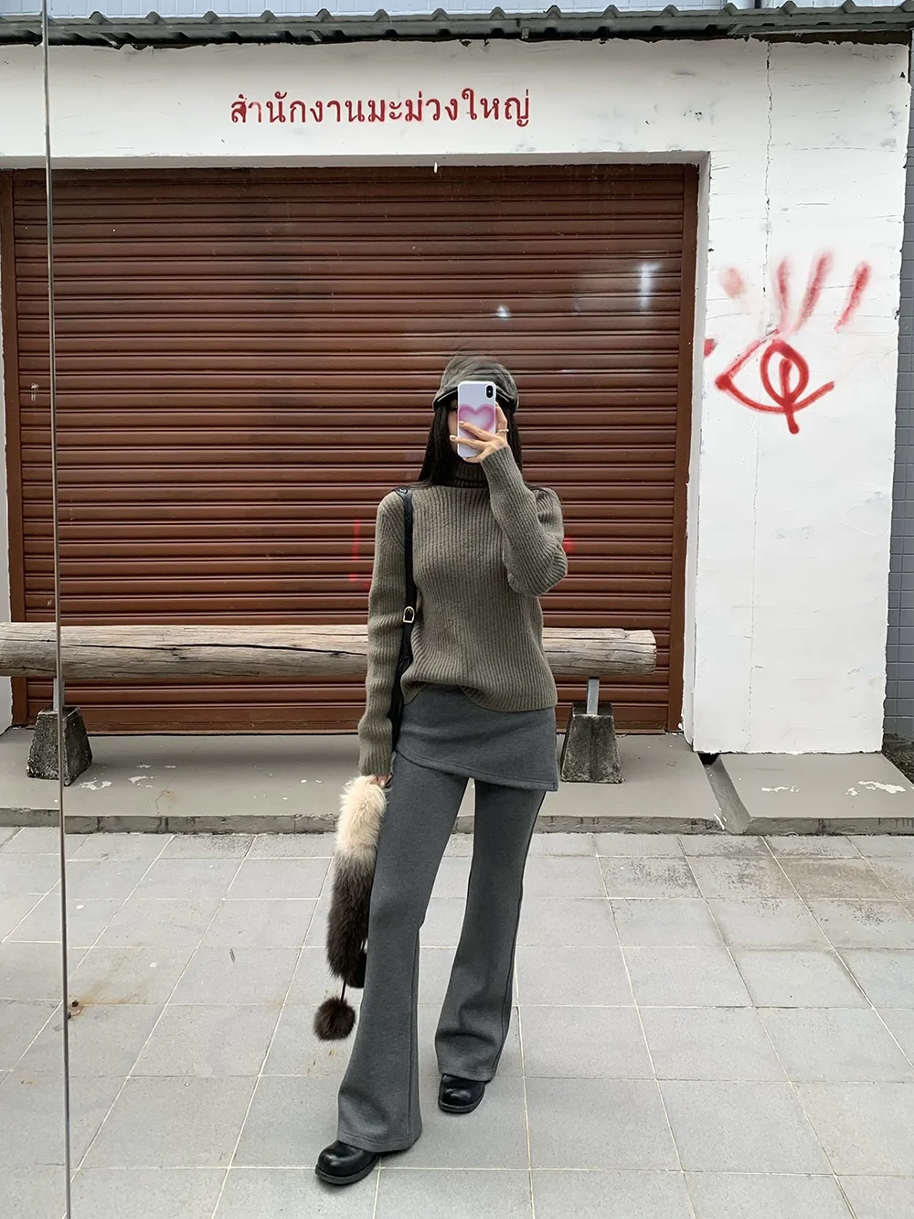 Slimming High Waist Fleece Lined Flared Pants Women's Commute Fashion Skirt Pants Korean Style Casual High Elasticity
Slimming High Waist Fleece Lined Flared Pants Women's Commute Fashion Skirt Pants Korean Style Casual High Elasticity