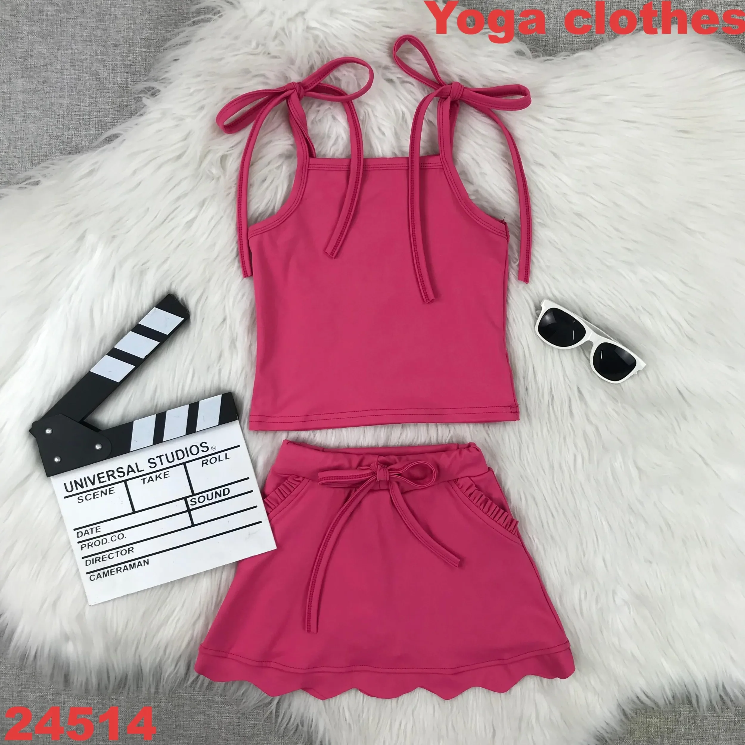 Новое поступление, спортивные платья для маленьких девочек, дышащая спортивная одежда для йоги, комплект из двух предметов
Новое поступление, спортивные платья для маленьких девочек, дышащая спортивная одежда для йоги, комплект из двух предметов