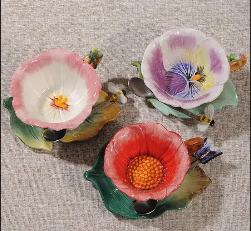 Набор кружек в форме скандинавского цветка, керамическая чашка для пары, послеобеденный чай, кофе, домашний офис, посуда для напитков
Набор кружек в форме скандинавского цветка, керамическая чашка для пары, послеобеденный чай, кофе, домашний офис, посуда для напитков