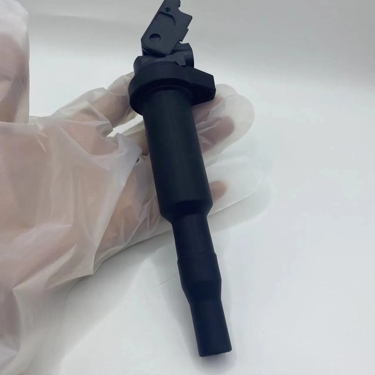 1pc 0221504470 Ignition Coil Replacement12137562744 12137571643 for BM-W 325I 325Ci 328I 330Ci 335I 525I X3 X5 M5 M6 Z4
1pc 0221504470 Ignition Coil Replacement12137562744 12137571643 for BM-W 325I 325Ci 328I 330Ci 335I 525I X3 X5 M5 M6 Z4