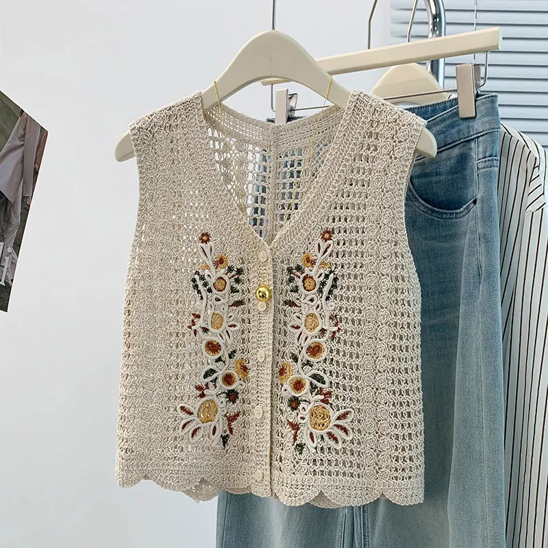 Women's Crochet Vest 3D Embroidered Floral Button Down Open Knit Waistcoat Sleeveless Jacket Beach Tops Vintage Boho Resort Wear
Women's Crochet Vest 3D Embroidered Floral Button Down Open Knit Waistcoat Sleeveless Jacket Beach Tops Vintage Boho Resort Wear
