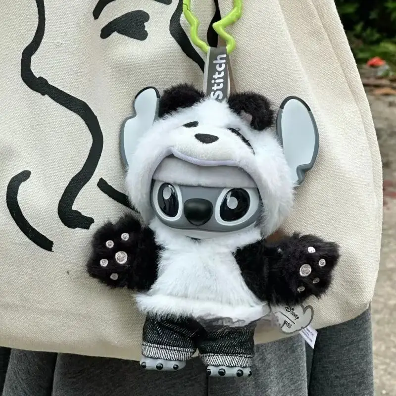 Stitch Genz Street Series, ограниченная серия, виниловый плюшевый брелок с пандой, сумка, подвеска, дизайнерская фигурка-подарок на фестиваль
Stitch Genz Street Series, ограниченная серия, виниловый плюшевый брелок с пандой, сумка, подвеска, дизайнерская фигурка-подарок на фестиваль