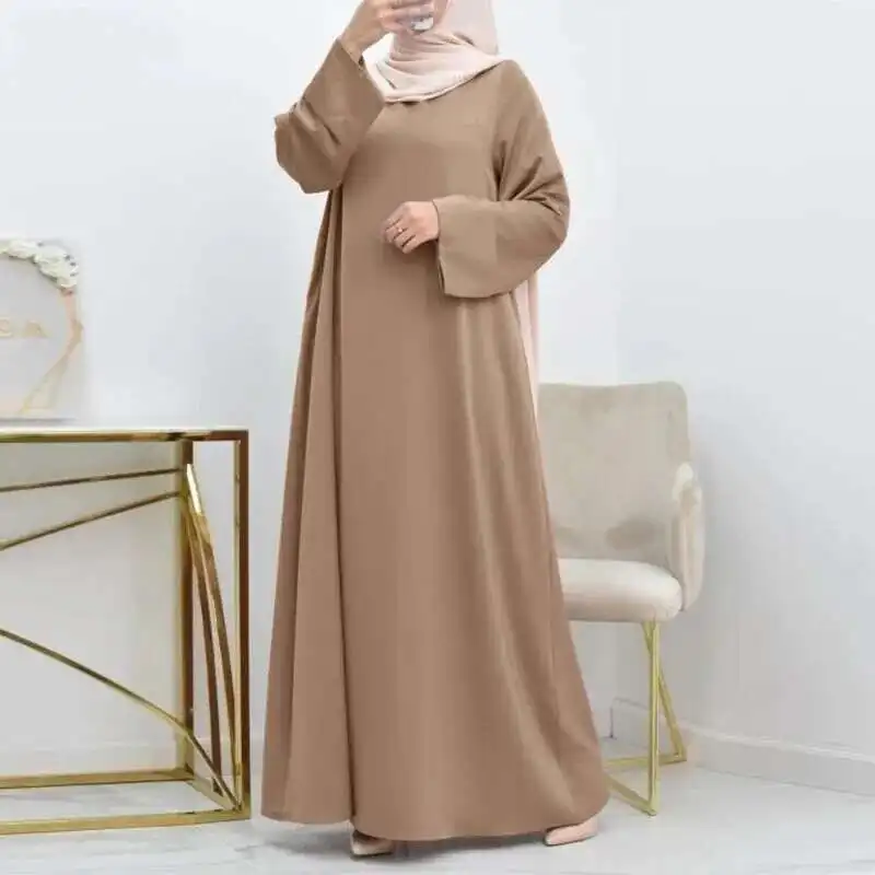 2025 New Muslim Women's Satin Skirt Robe Simple Solid Color Loose Round Neck Belt Large Long Sleeve Dubai Luxury Islam Elegant
2025 New Muslim Women's Satin Skirt Robe Simple Solid Color Loose Round Neck Belt Large Long Sleeve Dubai Luxury Islam Elegant