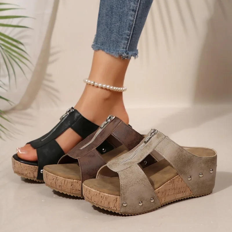 Women's Slippers Summer Peep Toe Wedges Slippers Retro Casual Roman Sandals for Women Designer Platform Sandals Pantuflas Mujer
Women's Slippers Summer Peep Toe Wedges Slippers Retro Casual Roman Sandals for Women Designer Platform Sandals Pantuflas Mujer