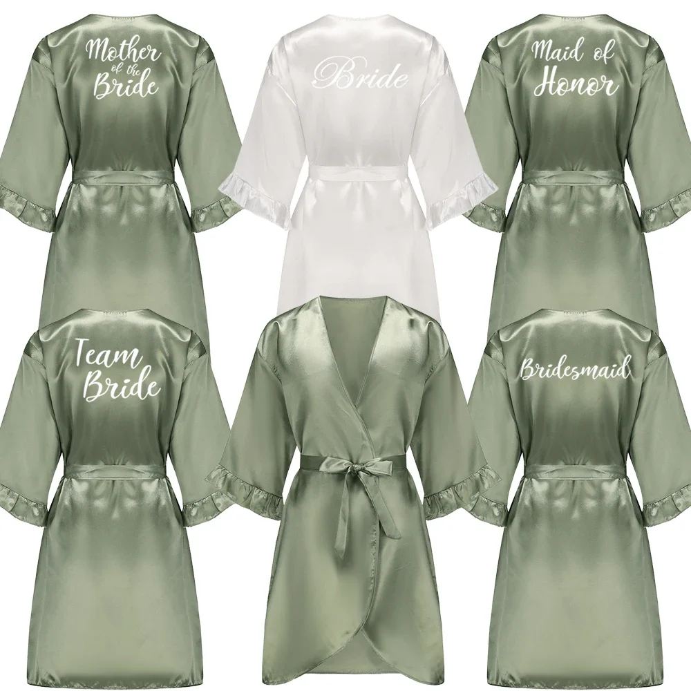 Grass Green Bride Satin-Silk Robe Women Bridal Party Sister Team Mother Shower Gift Bridesmaid Wedding Short Robes with Ruffle
Grass Green Bride Satin-Silk Robe Women Bridal Party Sister Team Mother Shower Gift Bridesmaid Wedding Short Robes with Ruffle
