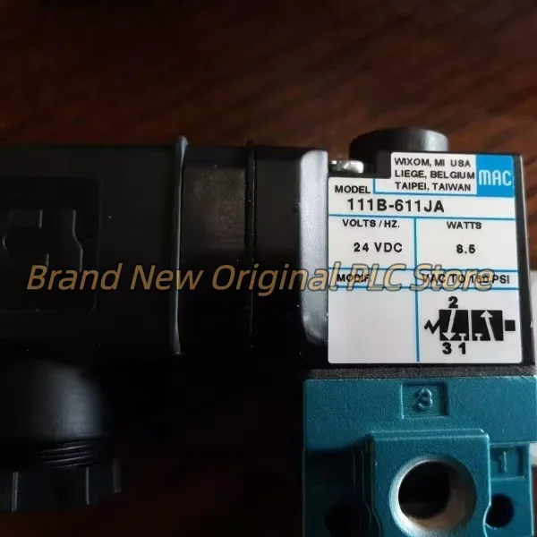 111B-611JA solenoid valve New 111B-611JB 111B-611JD original
111B-611JA solenoid valve New 111B-611JB 111B-611JD original