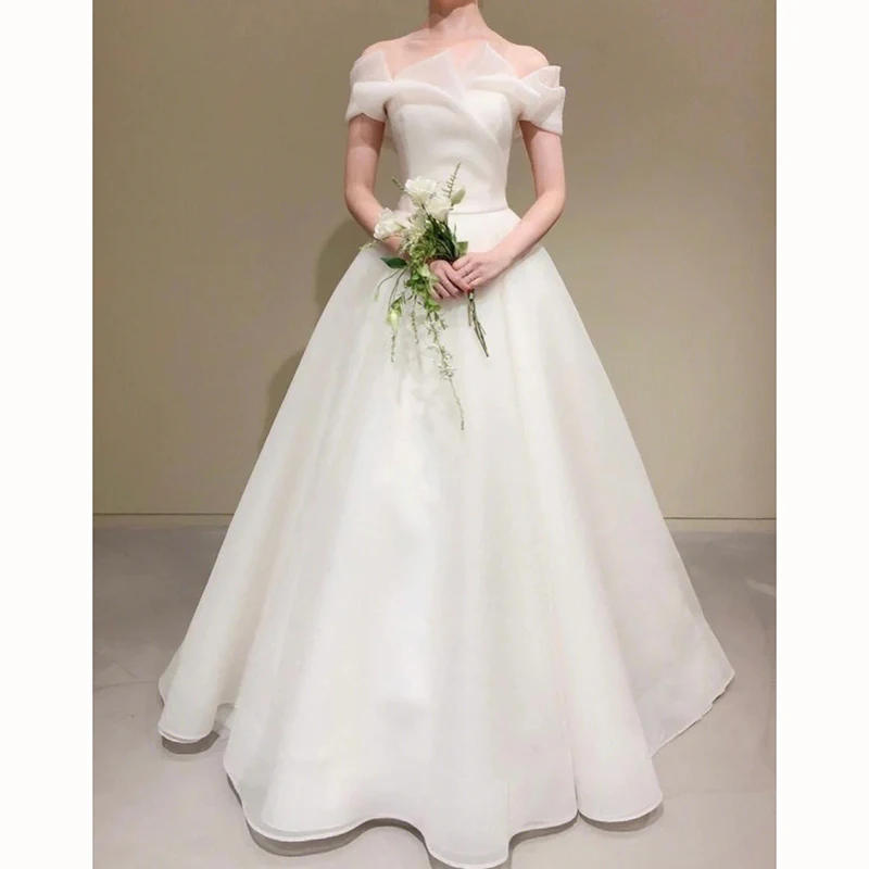 Легкое свадебное платье Ele на одно плечо с тонкой текстурой идеально подходит для помолвки и приветственных гостей
Легкое свадебное платье Ele на одно плечо с тонкой текстурой идеально подходит для помолвки и приветственных гостей