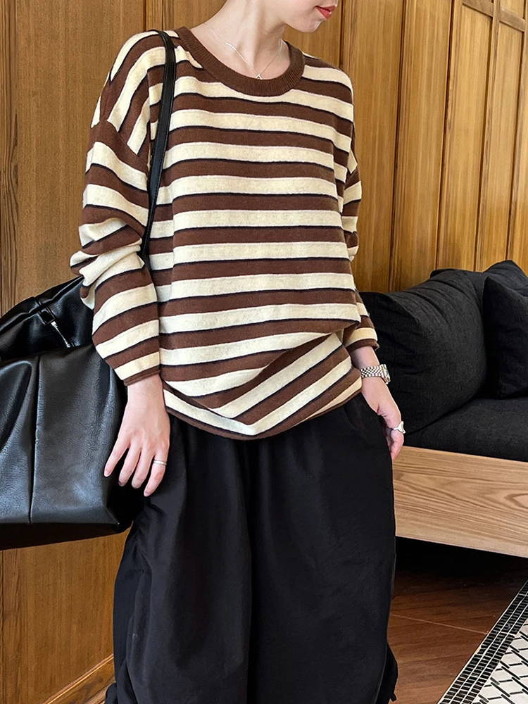 Women Coffee Gray Knitting Striped Big Size T-shirt New Round Neck Long Sleeve Fashion Tide Spring Autumn
Women Coffee Gray Knitting Striped Big Size T-shirt New Round Neck Long Sleeve Fashion Tide Spring Autumn