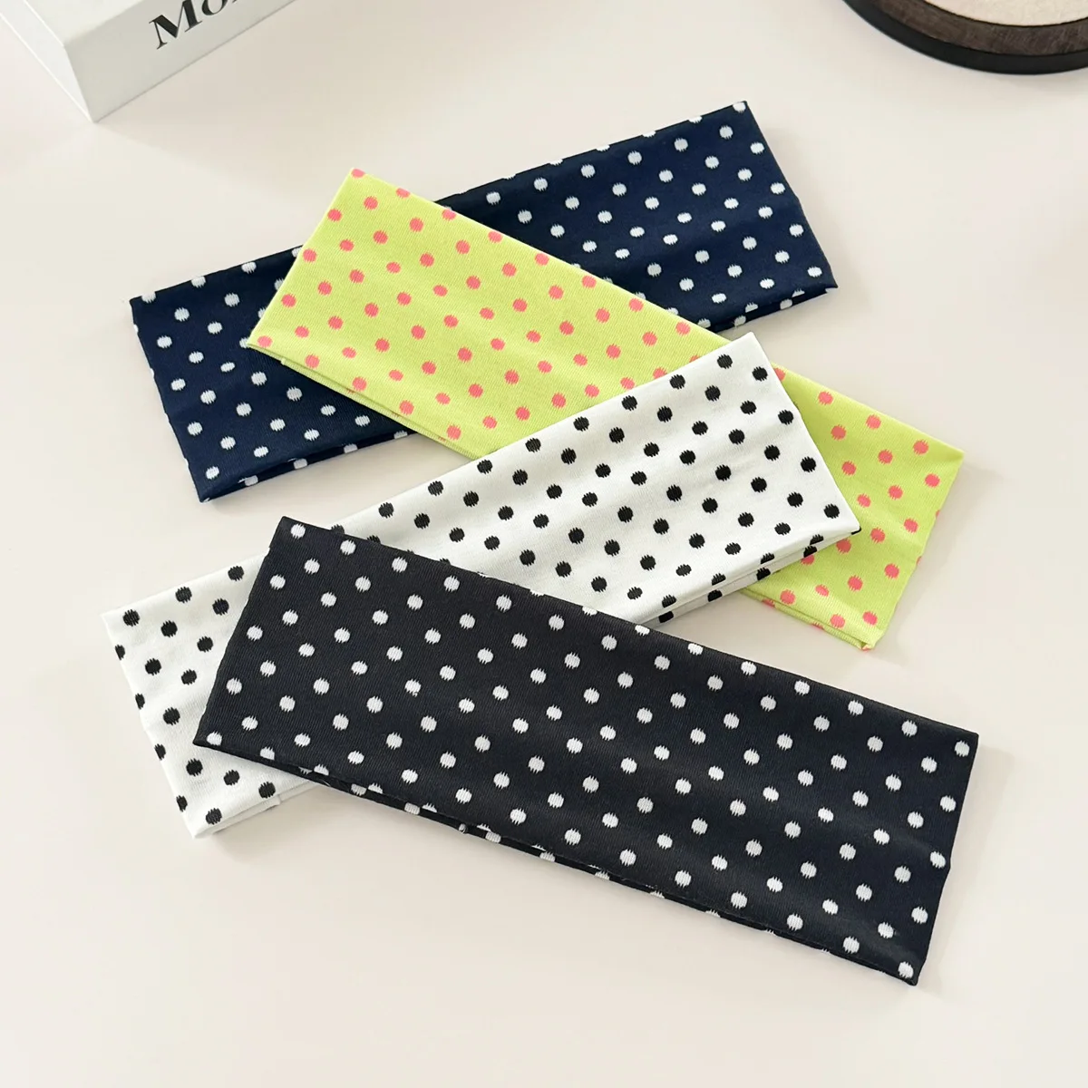 Polka Dot Yoga Elastic Headband Fashion Sports Gym Hair Wrap Hair Accessory for Women Sturdy
Polka Dot Yoga Elastic Headband Fashion Sports Gym Hair Wrap Hair Accessory for Women Sturdy