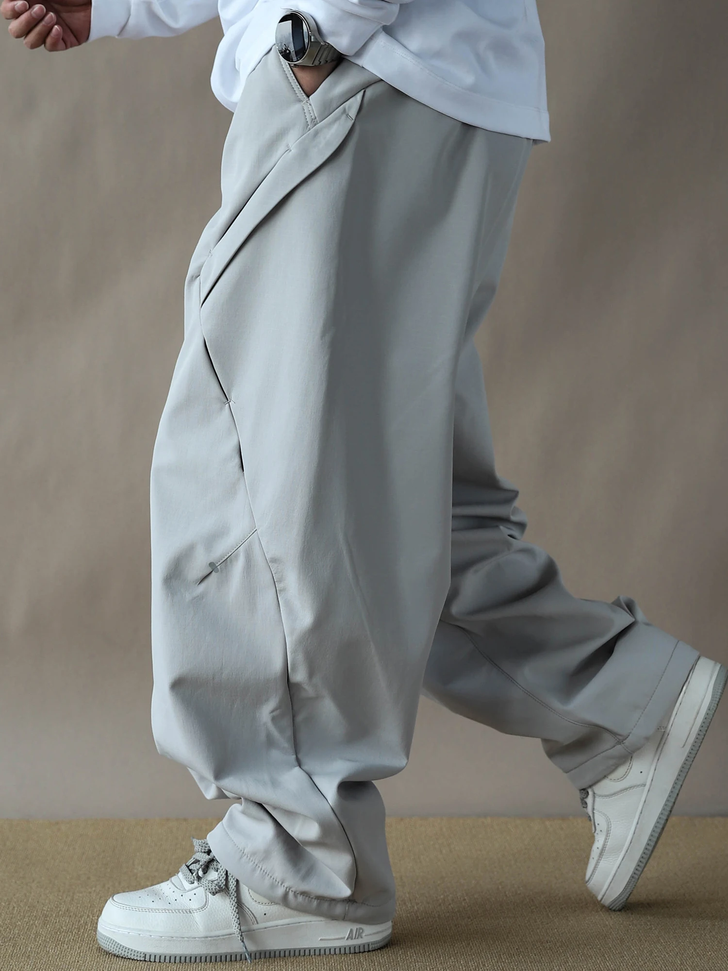 Мужские повседневные брюки Thiened Fce с прямыми широкими штанинами, свободные, в стиле рабочей одежды, новинка 2025 года, стильные повседневные брюки для мужчин
Мужские повседневные брюки Thiened Fce с прямыми широкими штанинами, свободные, в стиле рабочей одежды, новинка 2025 года, стильные повседневные брюки для мужчин