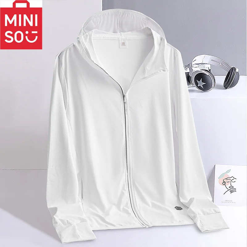 Ultra thin men's summer sun protection clothing is lightweight, breathable, fashionable, versatile, and suitable for outdoor UV
Ultra thin men's summer sun protection clothing is lightweight, breathable, fashionable, versatile, and suitable for outdoor UV