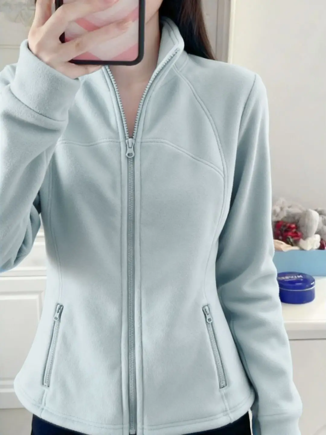 Women's Slim Fit Fleece Lined Hoodie Cardigan Stand Collar Thickened Short Style Zipper Closure Autumn Winter Fashion Outerwear
Women's Slim Fit Fleece Lined Hoodie Cardigan Stand Collar Thickened Short Style Zipper Closure Autumn Winter Fashion Outerwear