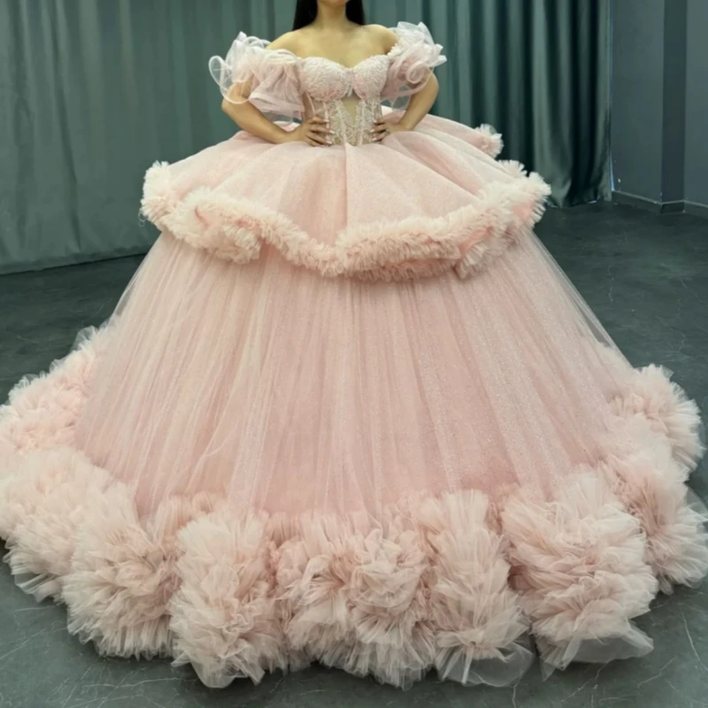 Pink Princess Quinceanera Dresses Off Shoulder Applique Beading Tiered Tull Sweet 16 Dress Ball Gown Vestidos 15 Anos
Pink Princess Quinceanera Dresses Off Shoulder Applique Beading Tiered Tull Sweet 16 Dress Ball Gown Vestidos 15 Anos
