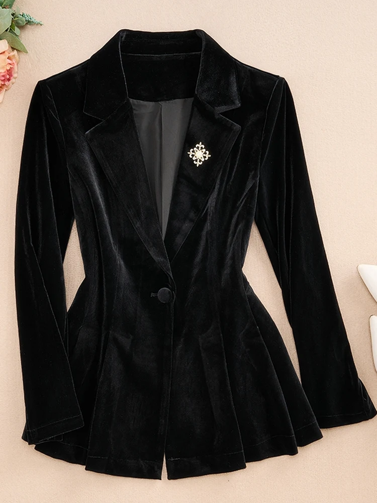 Женский деловой костюм из вельвета: приталенный пиджак с поясом и брюки для офиса, весна-осень
Женский деловой костюм из вельвета: приталенный пиджак с поясом и брюки для офиса, весна-осень