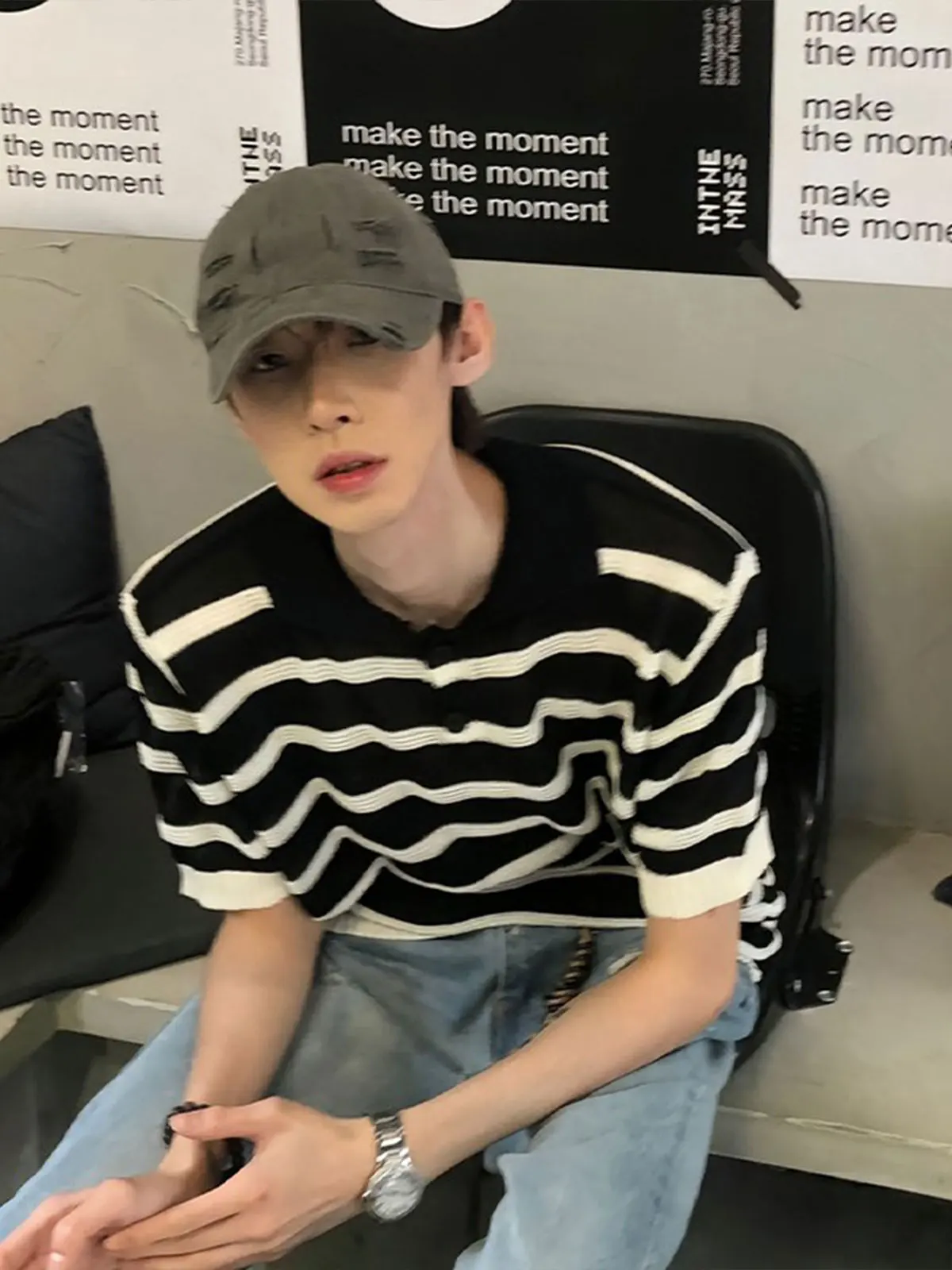 Black White Striped Hollow out Ice Silk Knitted Shirt Short Sleeve Men's Summer Design Unique Collar T-Shirt Polyester F...
Black White Striped Hollow out Ice Silk Knitted Shirt Short Sleeve Men's Summer Design Unique Collar T-Shirt Polyester F...