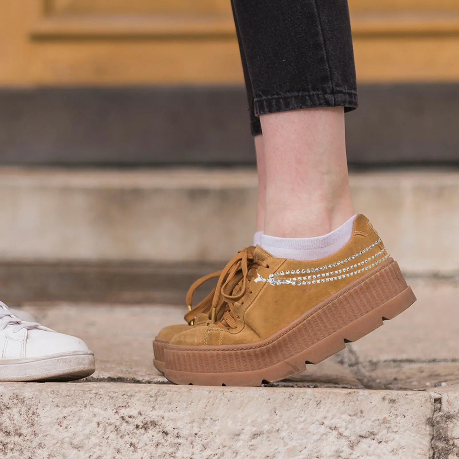 Shoe Charms for Women Sneakers Decoration Boot Chain Shape Shoes Silver Jewelry
Shoe Charms for Women Sneakers Decoration Boot Chain Shape Shoes Silver Jewelry