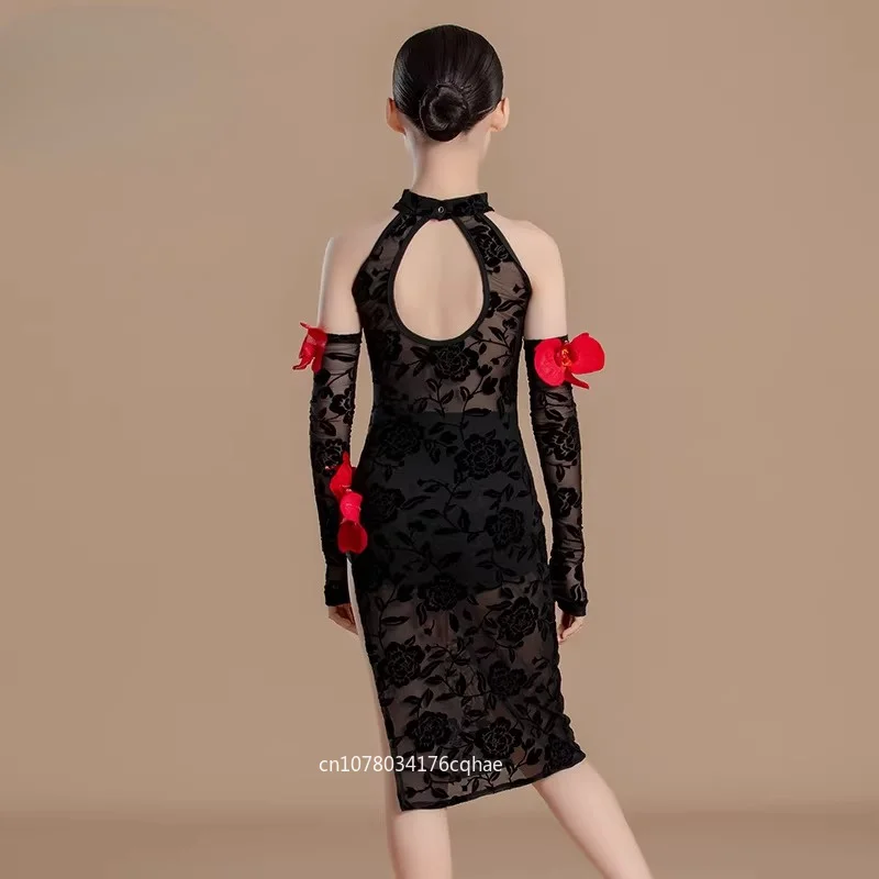 Girl's Latin dance practice outfit national standard dance longstyle cheongsam with slit skirt and dress performance outfit lace
Girl's Latin dance practice outfit national standard dance longstyle cheongsam with slit skirt and dress performance outfit lace
