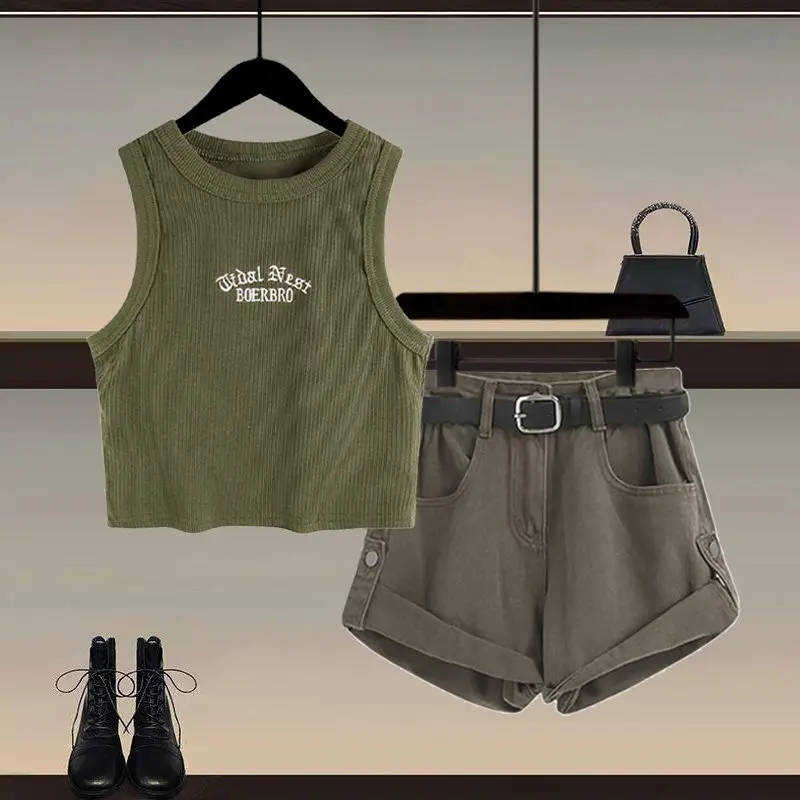 Sweet Cool Commute Outfit Set Women's Summer Elegant American Denim Tank Top Strap High Waist Short Pants Two Piece Set
Sweet Cool Commute Outfit Set Women's Summer Elegant American Denim Tank Top Strap High Waist Short Pants Two Piece Set