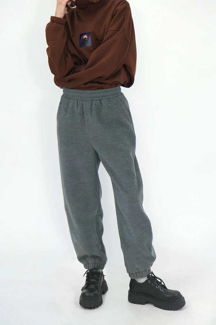 Шерстяные повседневные спортивные брюки NEATO Spring New, двусторонние, больших размеров, уличный стиль, с высокой талией, длинные брюки-харлан
Шерстяные повседневные спортивные брюки NEATO Spring New, двусторонние, больших размеров, уличный стиль, с высокой талией, длинные брюки-харлан