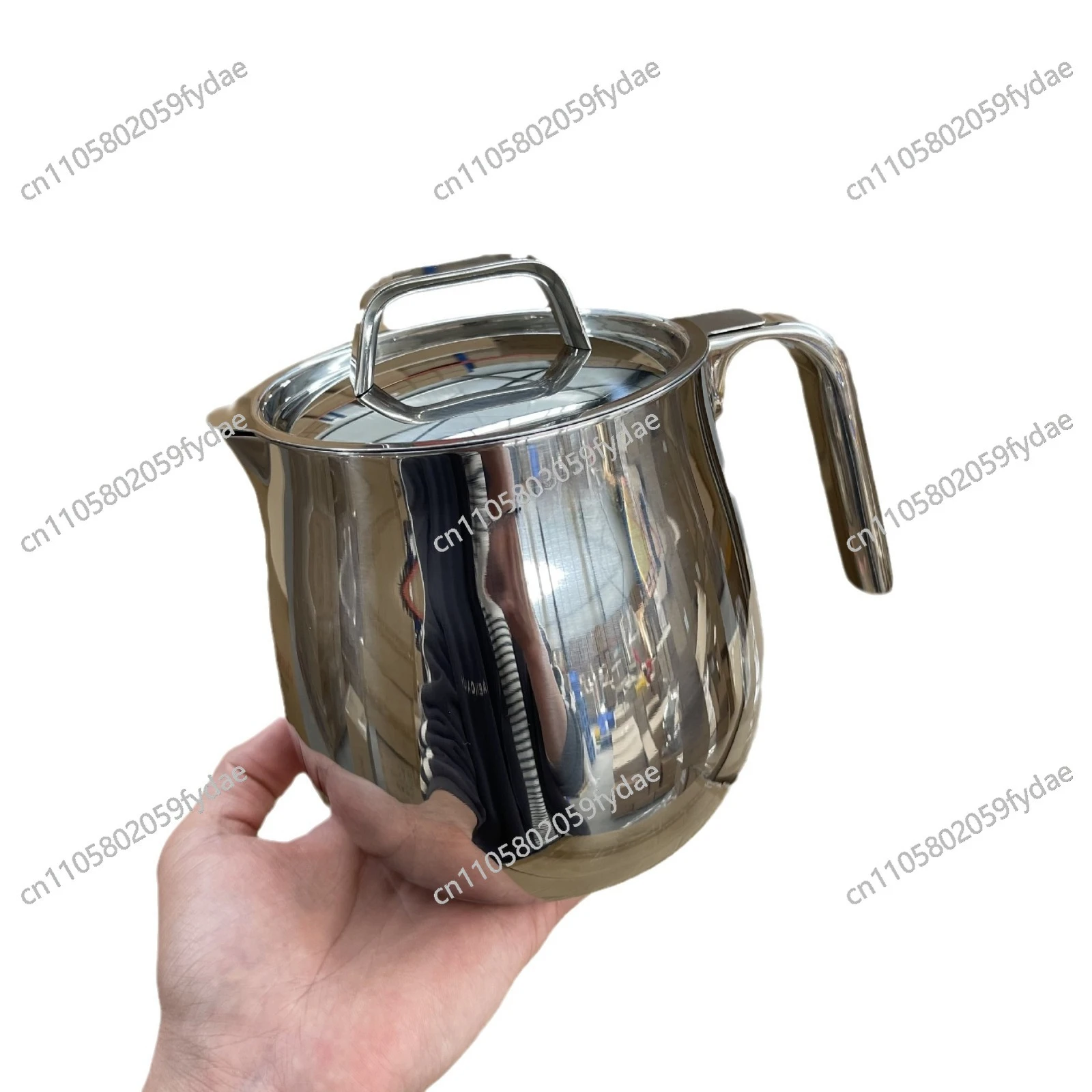 180 Stainless Steel Oil Filter Pot Household Oil Tank Multi-purpose Kitchen Filter Soy Milk
180 Stainless Steel Oil Filter Pot Household Oil Tank Multi-purpose Kitchen Filter Soy Milk