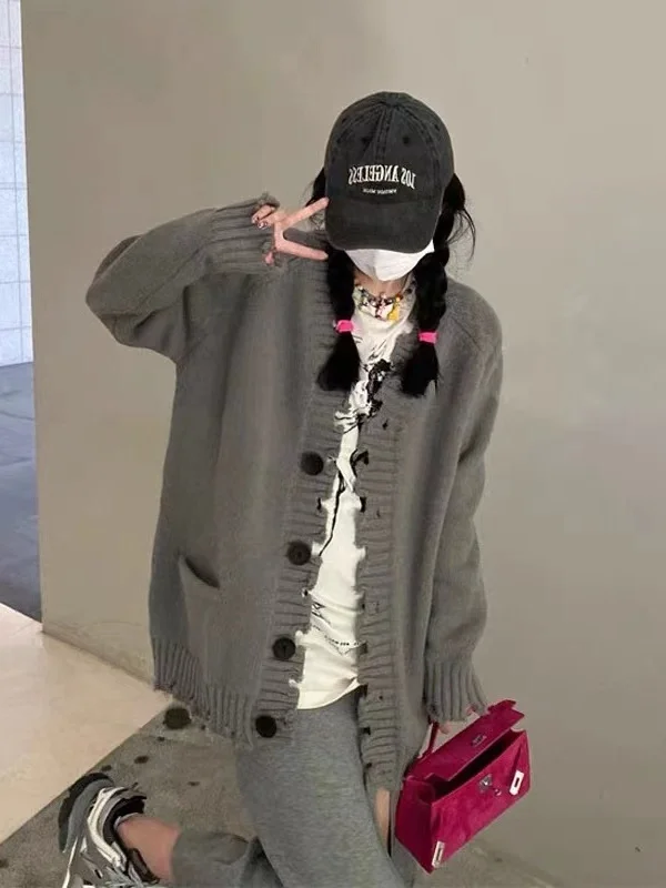 Вязаный открытый кардиган для женщин: свободный, мягкий свитер, верхняя одежда на осень-зиму, новинка, стильный, для повседневной носки, с V-образным вырезом, длинный рукав
Вязаный открытый кардиган для женщин: свободный, мягкий свитер, верхняя одежда на осень-зиму, новинка, стильный, для повседневной носки, с V-образным вырезом, длинный рукав