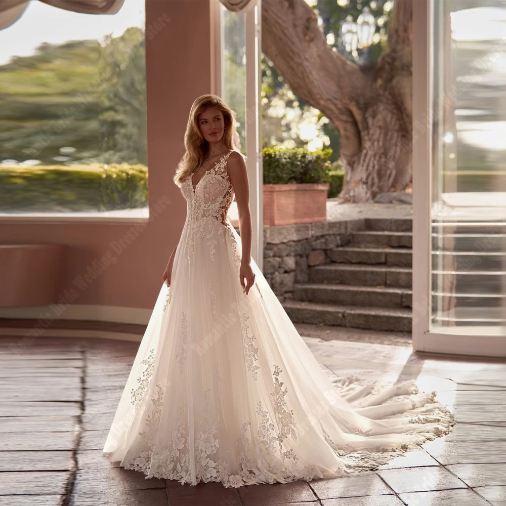 Sexy V-Neck Women Wedding Dresses Bridal Gowns Elegant Tulle Mopping Length Sleeveless Princess Ball Vestido De Novia Customized
Sexy V-Neck Women Wedding Dresses Bridal Gowns Elegant Tulle Mopping Length Sleeveless Princess Ball Vestido De Novia Customized