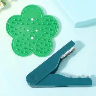 2pcs Rose Thorn Stripper Tool, Garden Flower Arrangement Tools, Florist Supply Stem Leaf Remover, Thorn Leaf Stripper For Roses
2pcs Rose Thorn Stripper Tool, Garden Flower Arrangement Tools, Florist Supply Stem Leaf Remover, Thorn Leaf Stripper For Roses