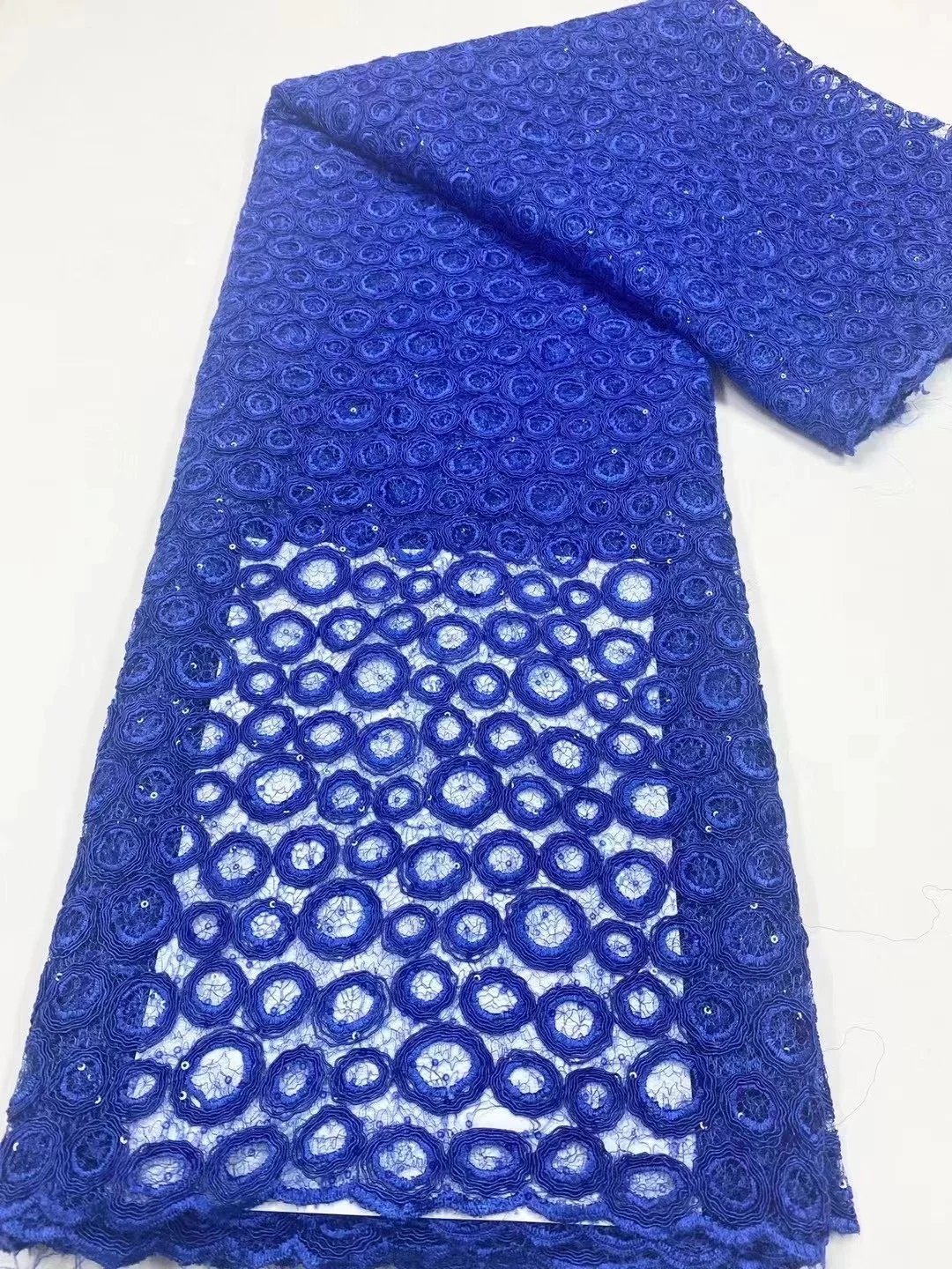 African Lace Fabric With Sequins Nigerian Tulle Net Lace French Mesh Lace Fabric Newest Style For Wedding Party Dress 5Yards
African Lace Fabric With Sequins Nigerian Tulle Net Lace French Mesh Lace Fabric Newest Style For Wedding Party Dress 5Yards