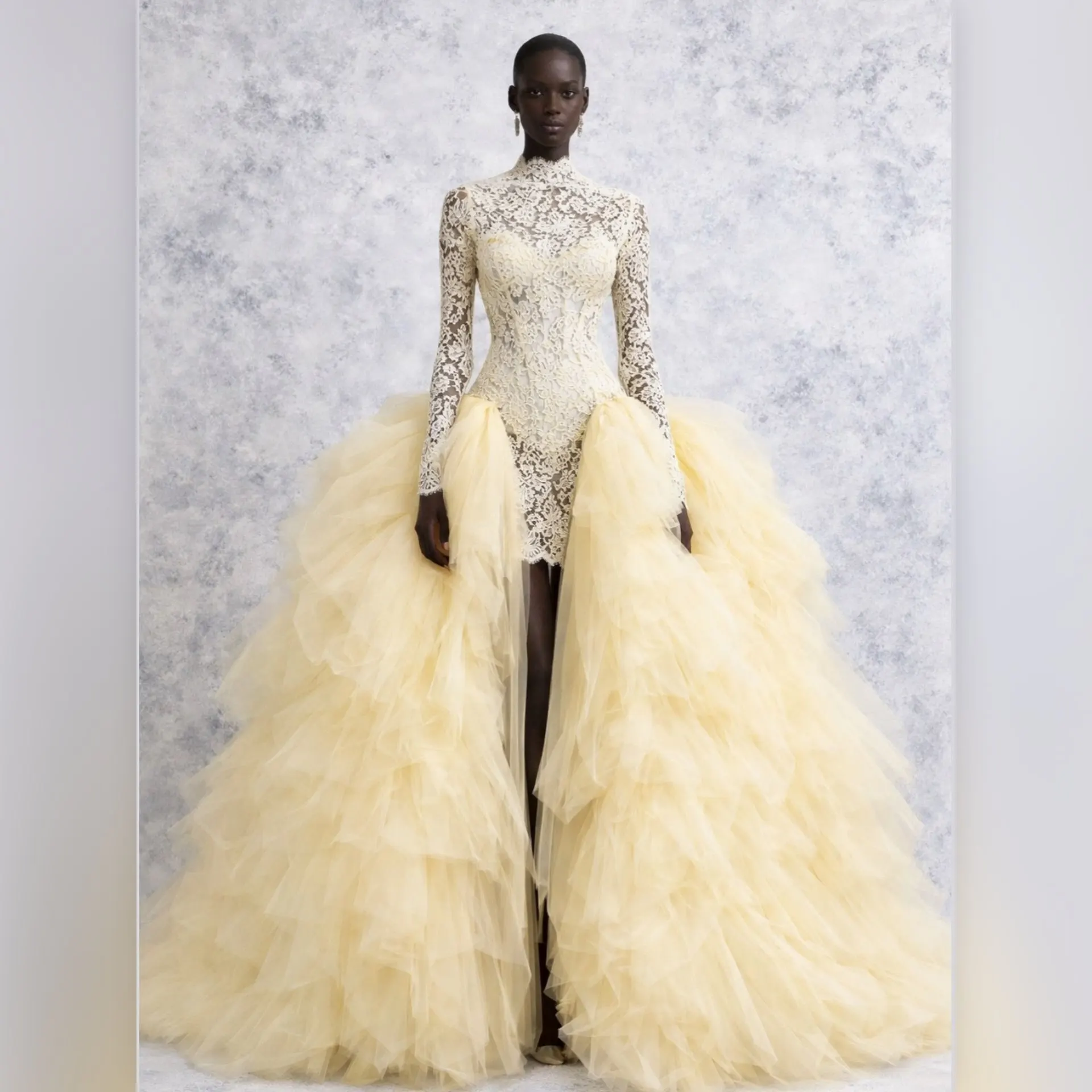 2026 Trending Cream Yellow Layered Tulle Skirt Women High Slit Long Train Ball Gown Skirts Mesh Overskirt Puffy Bridal Wedding
2026 Trending Cream Yellow Layered Tulle Skirt Women High Slit Long Train Ball Gown Skirts Mesh Overskirt Puffy Bridal Wedding