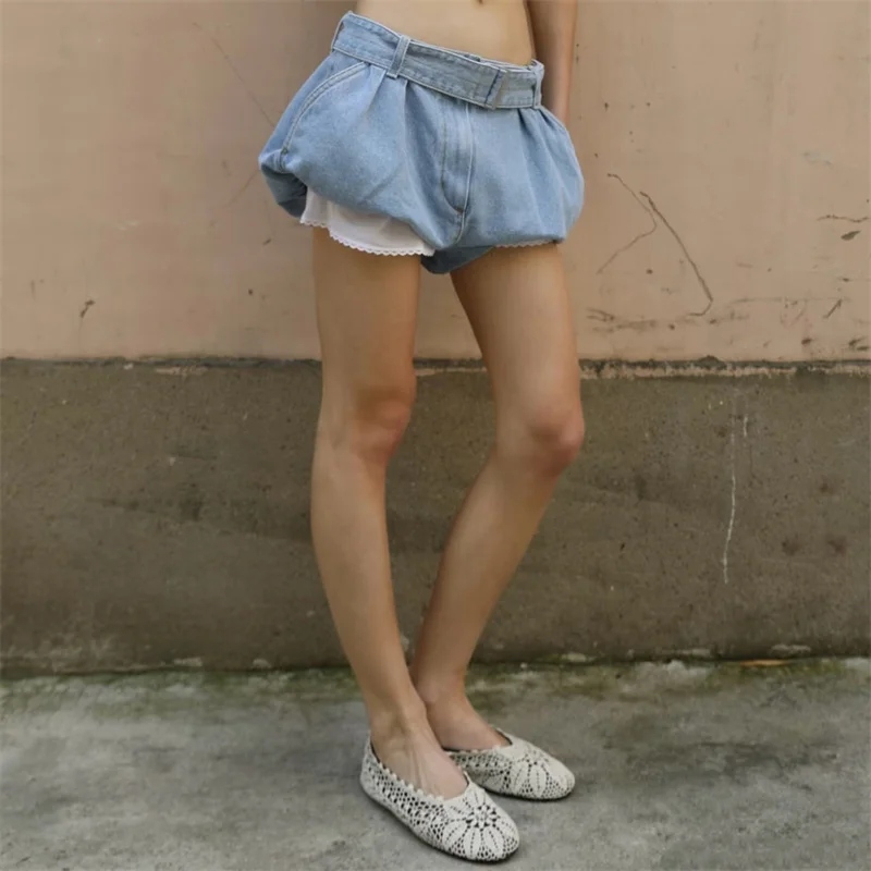 women's shorts New high waisted slim fit mini pants for summer 2026 Lace patchwork super shorts y2k pure cotton denim shorts
women's shorts New high waisted slim fit mini pants for summer 2026 Lace patchwork super shorts y2k pure cotton denim shorts