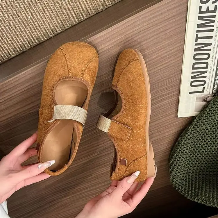 French-style Ballet Shoes - Women's Flat Mary Jane Shoes with Single Strap and Soft Sole
French-style Ballet Shoes - Women's Flat Mary Jane Shoes with Single Strap and Soft Sole