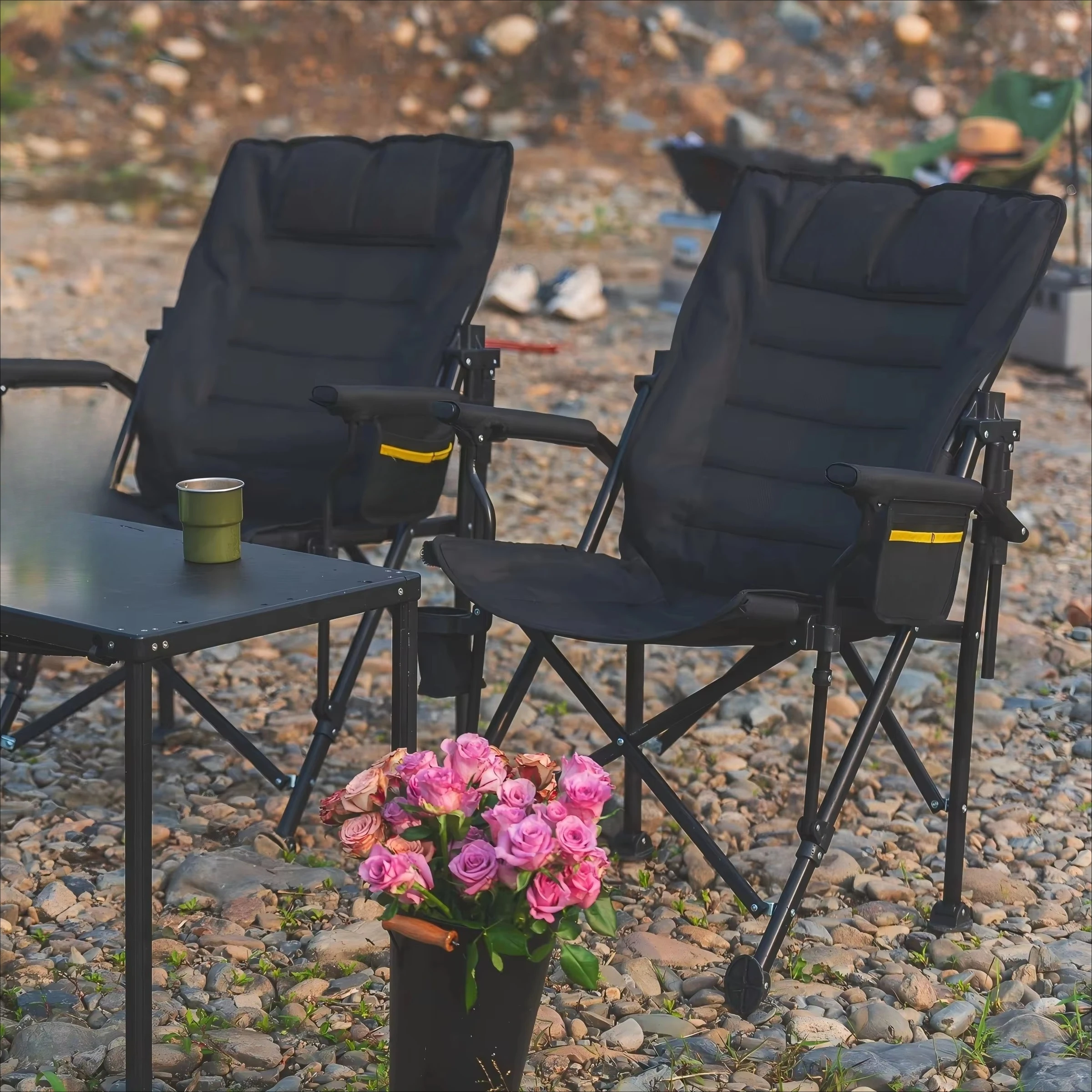 Compact Heavy-Duty Lightweight Folding Camping Chair
Compact Heavy-Duty Lightweight Folding Camping Chair