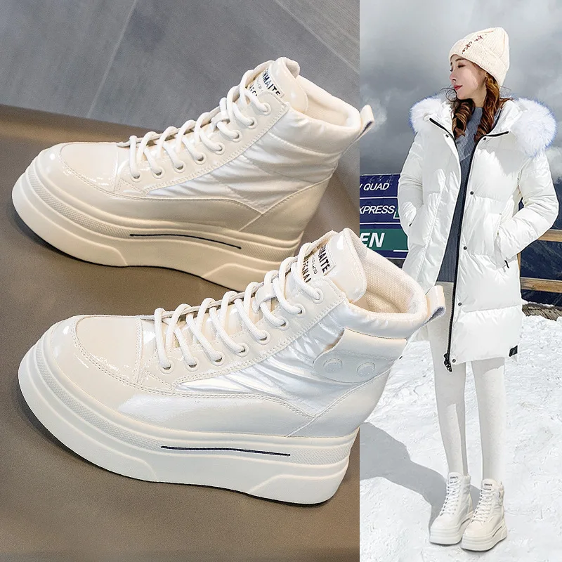 Новые женские теплые кожаные ботинки на тонкой подошве с хлопковой подкладкой для осени и зимы, увеличивающие рост
Новые женские теплые кожаные ботинки на тонкой подошве с хлопковой подкладкой для осени и зимы, увеличивающие рост