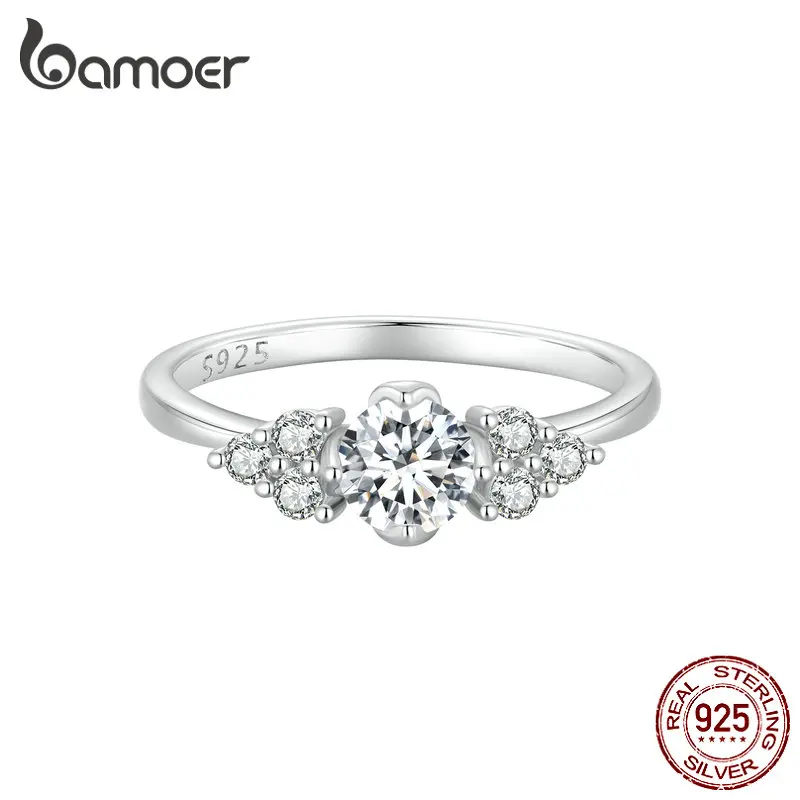 Женское кольцо из стерлингового серебра 925 пробы BAMOER 0.5CT D Color VVS1 EX Round Moissanite
Женское кольцо из стерлингового серебра 925 пробы BAMOER 0.5CT D Color VVS1 EX Round Moissanite