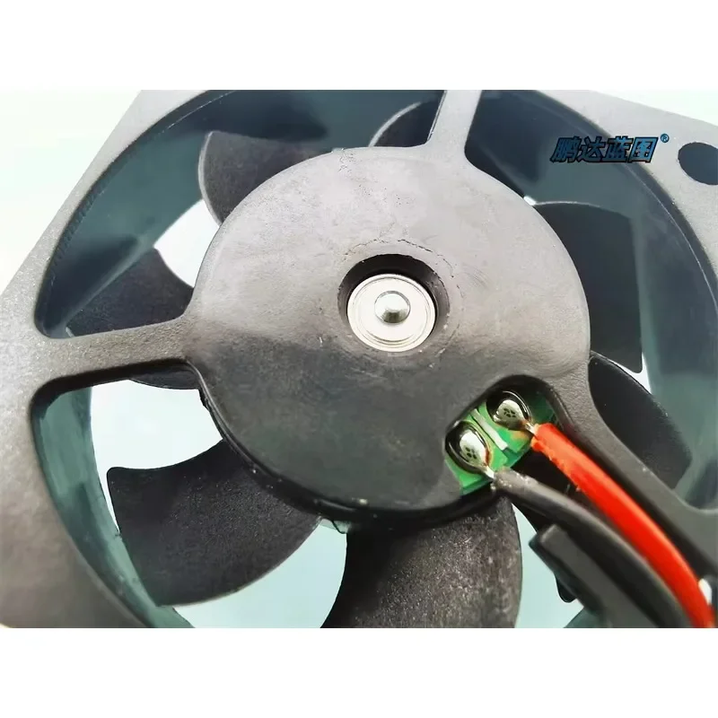 aa Brand-new 4010 5V silent high turn 4CM double ball bearing 40*40*10MM computer host graphics card fan.
aa Brand-new 4010 5V silent high turn 4CM double ball bearing 40*40*10MM computer host graphics card fan.