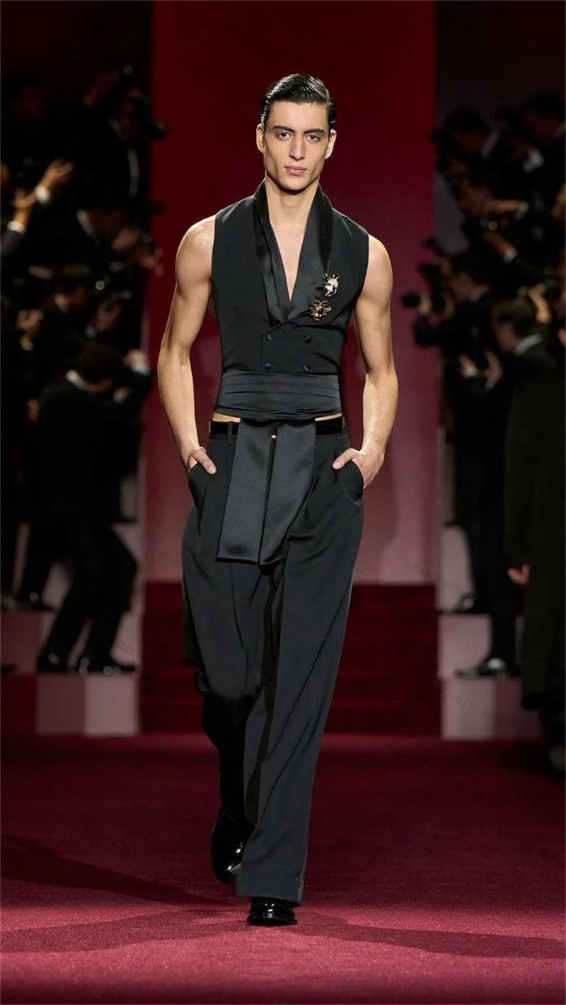 Black Men Suits 2 Piece Vest+Pants Trousers Belted Prom Wedding Tuxedo Custom Made Formal Double Breasted Office Waistcoat
Black Men Suits 2 Piece Vest+Pants Trousers Belted Prom Wedding Tuxedo Custom Made Formal Double Breasted Office Waistcoat