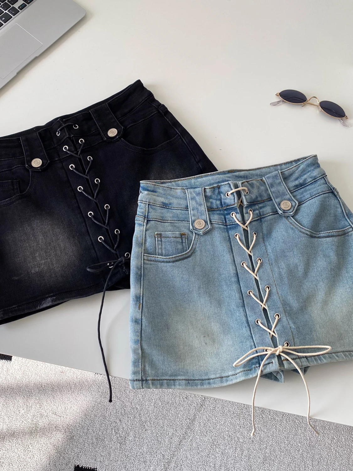 Korean Style High Waist Tie-Detail Denim Skirt Women's Summer Slimming A-Line Short Skirt Commute Sexy Girl Style
Korean Style High Waist Tie-Detail Denim Skirt Women's Summer Slimming A-Line Short Skirt Commute Sexy Girl Style