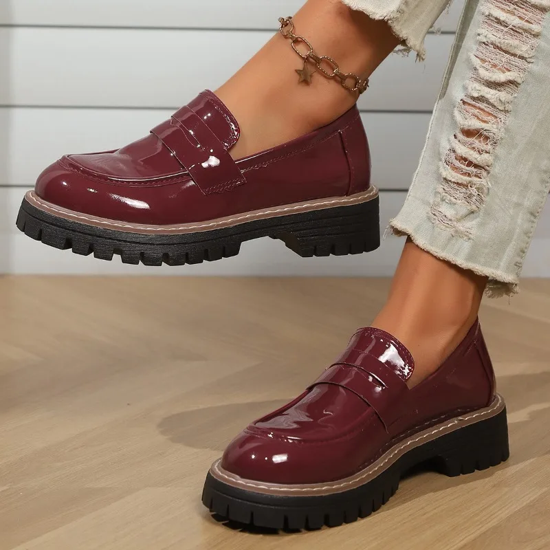 New Women's 2025Spring/autumn Thick-soled British-style Plus-size Loafers and Sponge Single Shoes with Small Leather Shoes,36-43
New Women's 2025Spring/autumn Thick-soled British-style Plus-size Loafers and Sponge Single Shoes with Small Leather Shoes,36-43